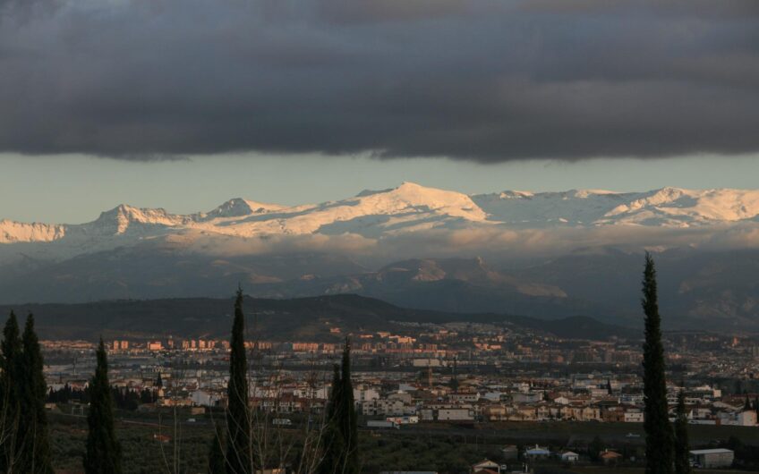 Exclusive Villa in Albolote, Granada with Views of Sierra Nevada
